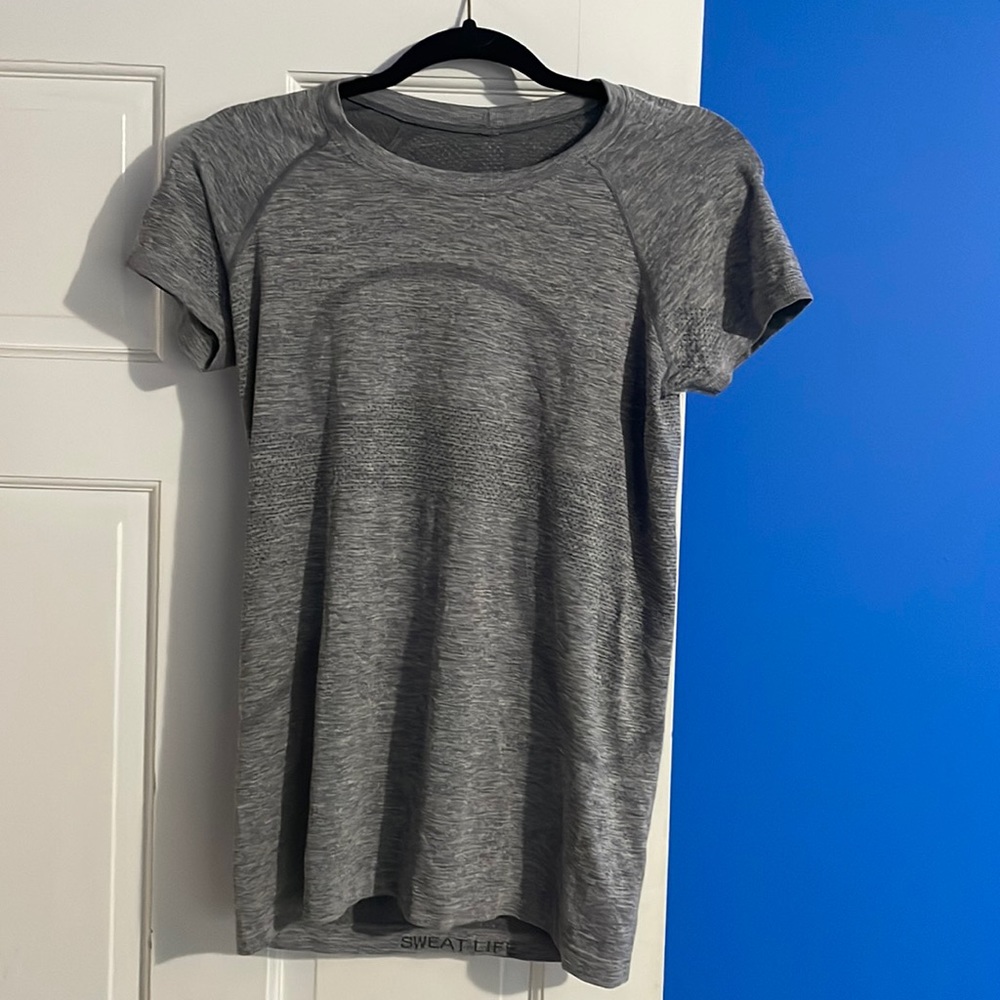 Lululemon shirt